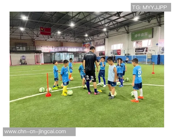 成都麦兜足球:探索儿童足球运动的乐趣与成长之路 成都麦兜足球:探索儿童足球运动的乐趣与成长之路